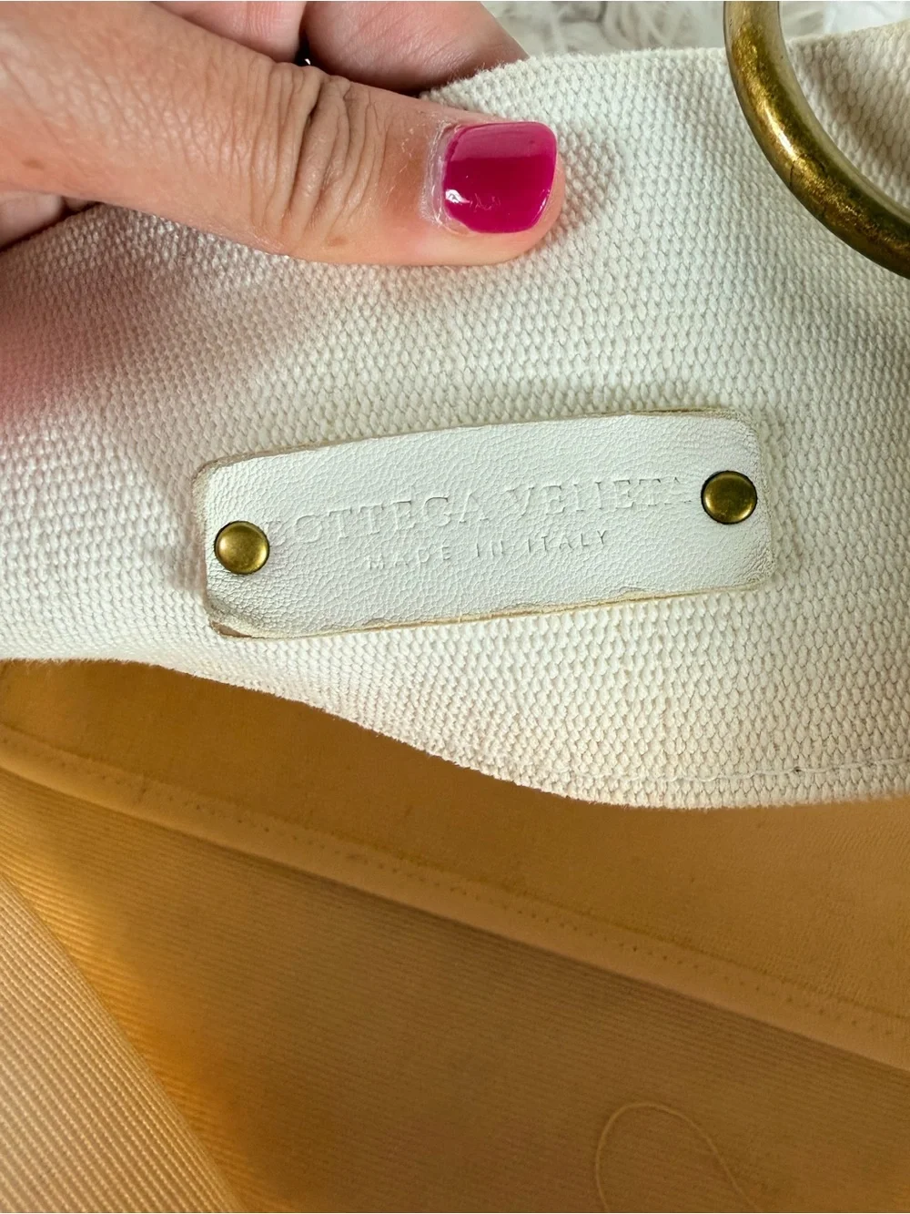 Bottega Veneta send me